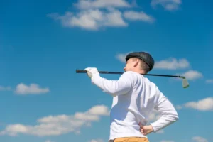 Hang on! – Is your Reverse Spine Angle the Key Culprit Behind Your Golf-Related Back Pain?