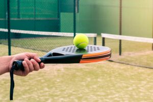 Are you suffering with shoulder pain when you’re playing Padel? We might be able to discover why…